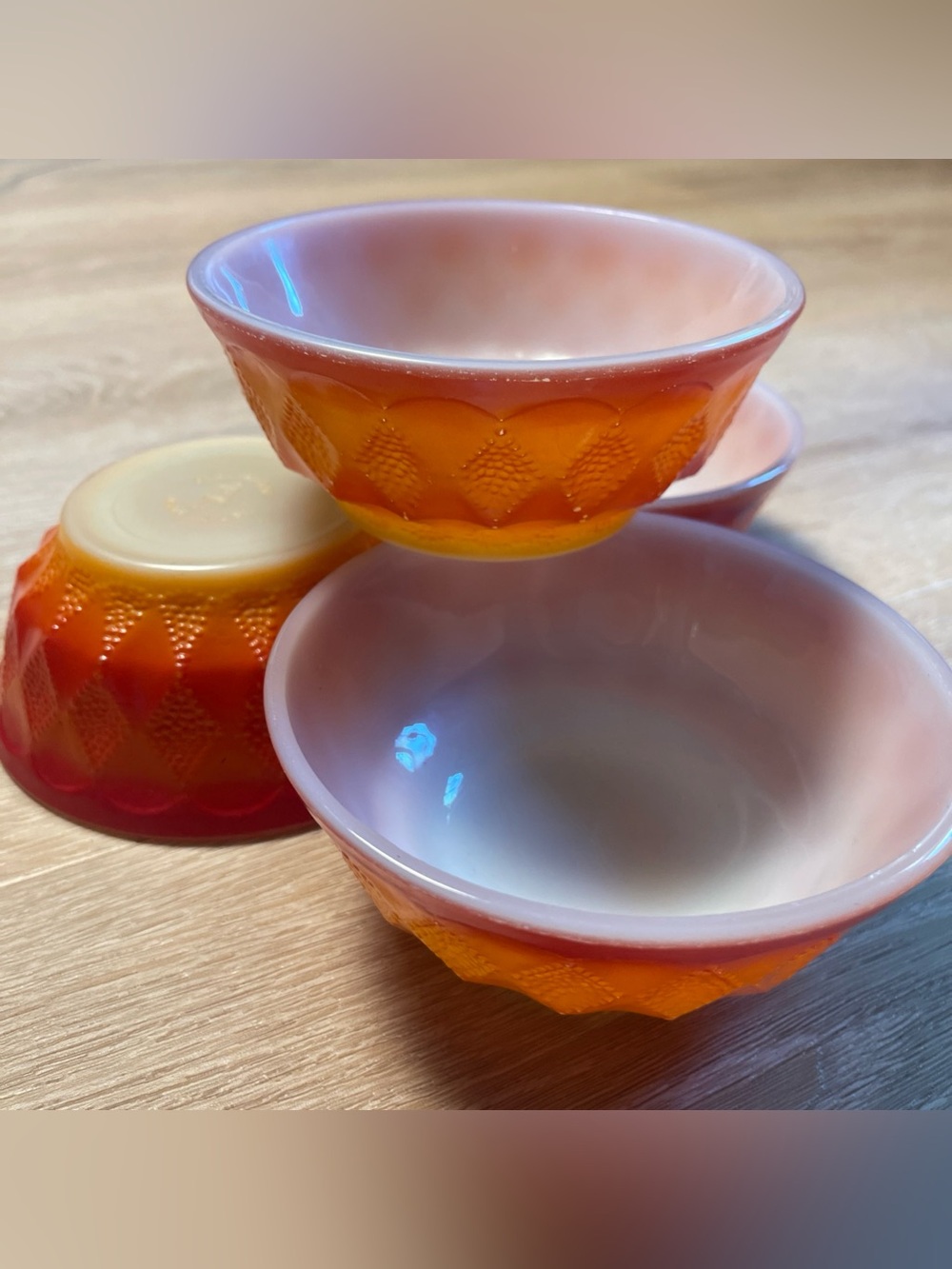 Set 4 Vintage Fire King ANCHOR HOCKING Red Orange Ombré Kimberly Diamond Bowls